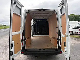 Used 2021 Vauxhall Movano Edition White - Interior and Exterior details 11