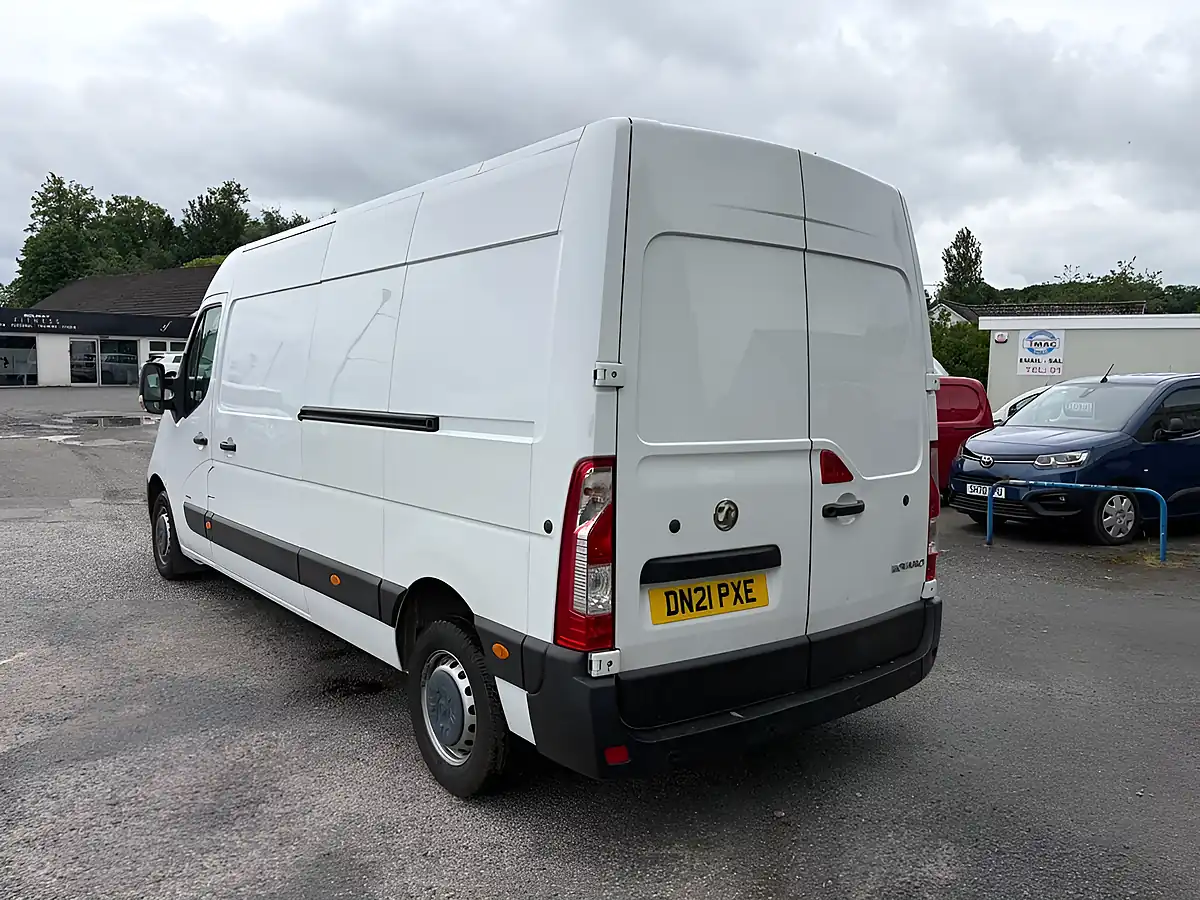 Used 2021 Vauxhall Movano Edition White - Interior and Exterior details 18