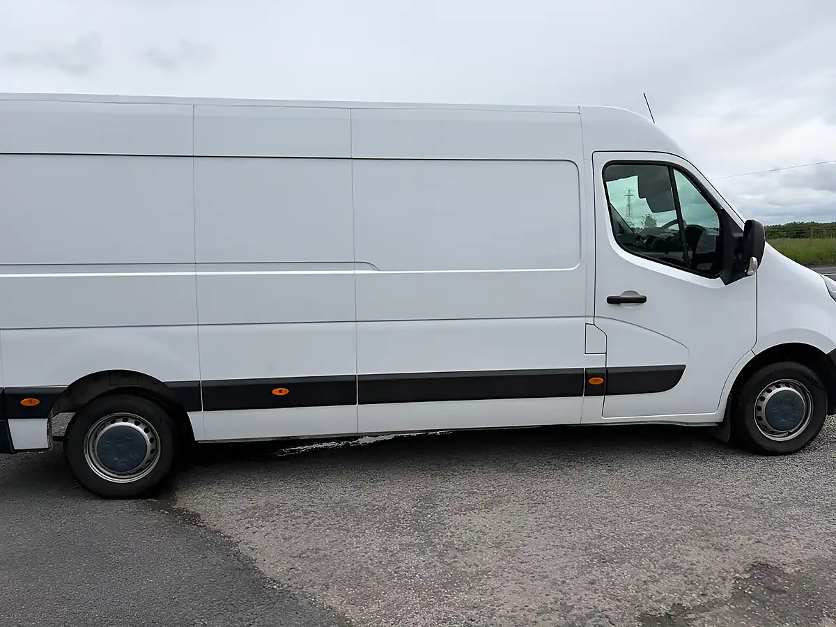 Used 2021 Vauxhall Movano Edition White - Interior and Exterior details 3