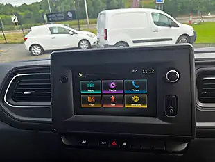 Used 2021 Vauxhall Movano Edition White - Interior and Exterior details 17