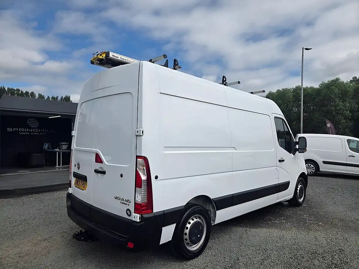 Used 2021 Vauxhall Movano Edition White - Interior and Exterior details 5