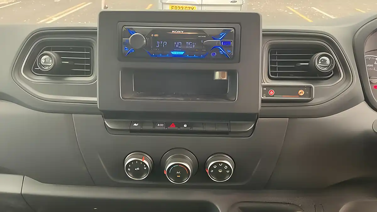 Used 2021 Vauxhall Movano Edition White - Interior and Exterior details 11