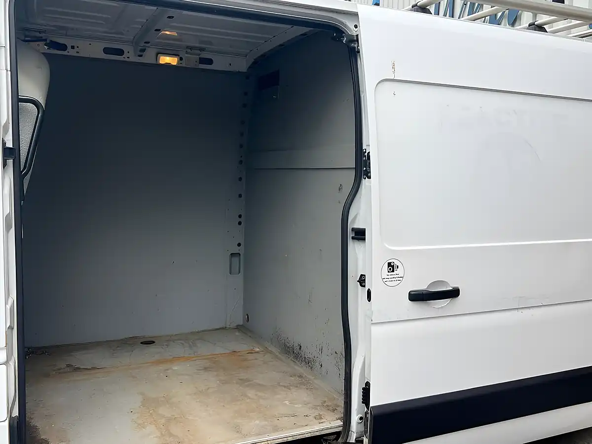 Used 2021 Vauxhall Movano Edition White - Interior and Exterior details 11