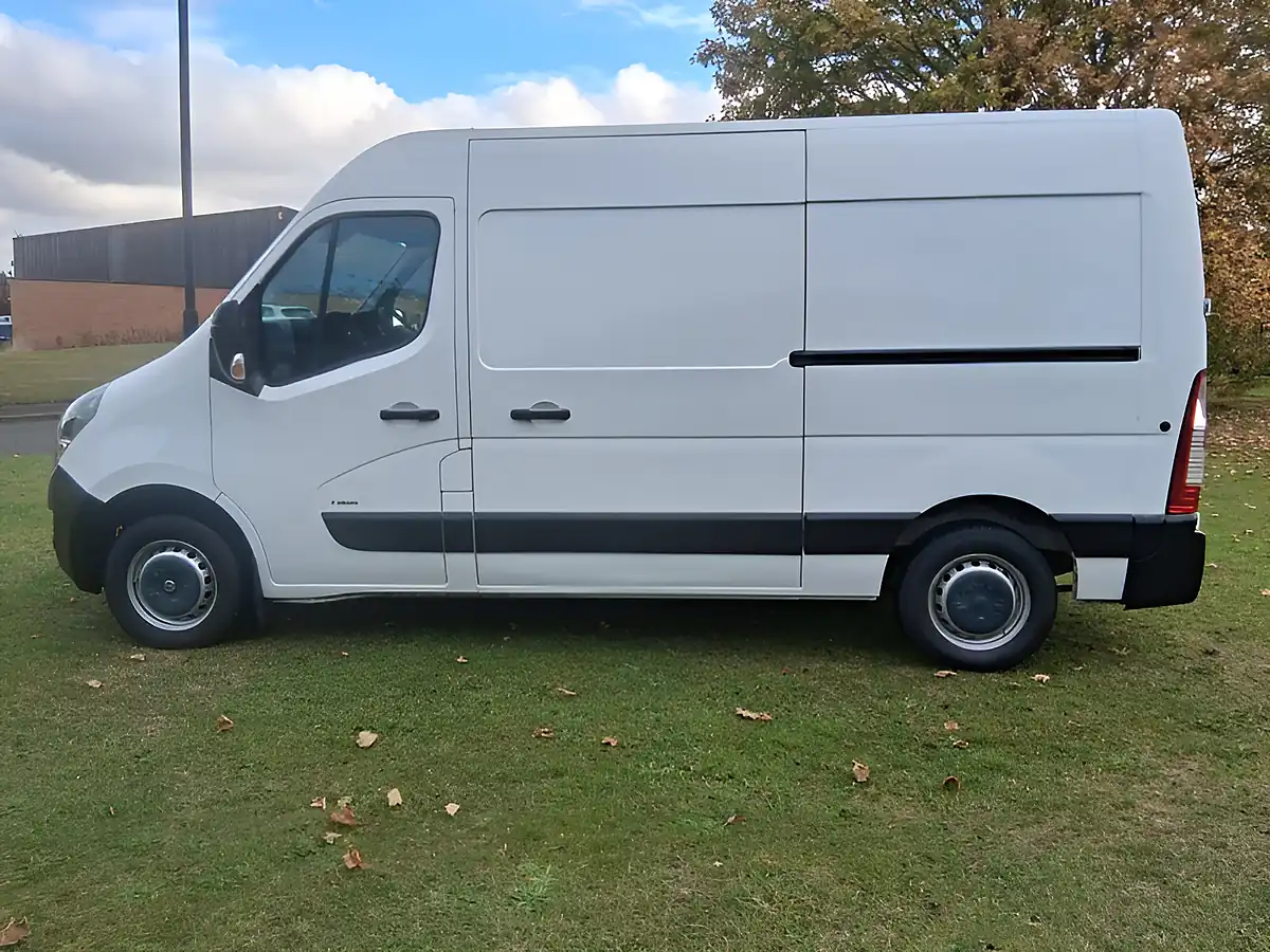 Used 2021 Vauxhall Movano Edition White - Interior and Exterior details 2