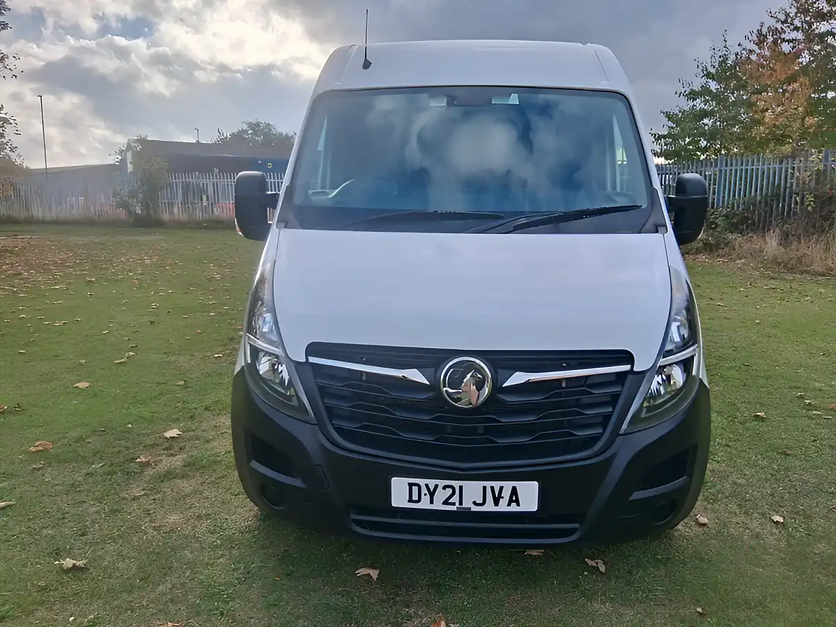 Used 2021 Vauxhall Movano Edition White - Interior and Exterior details 8