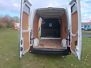 Used 2021 Vauxhall Movano Edition White - Interior and Exterior details 9