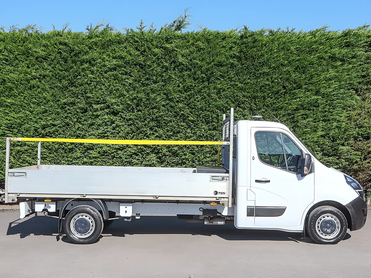 Used 2021 Vauxhall Movano F3500 L3 Lwb Dropside White - Interior and Exterior details 5