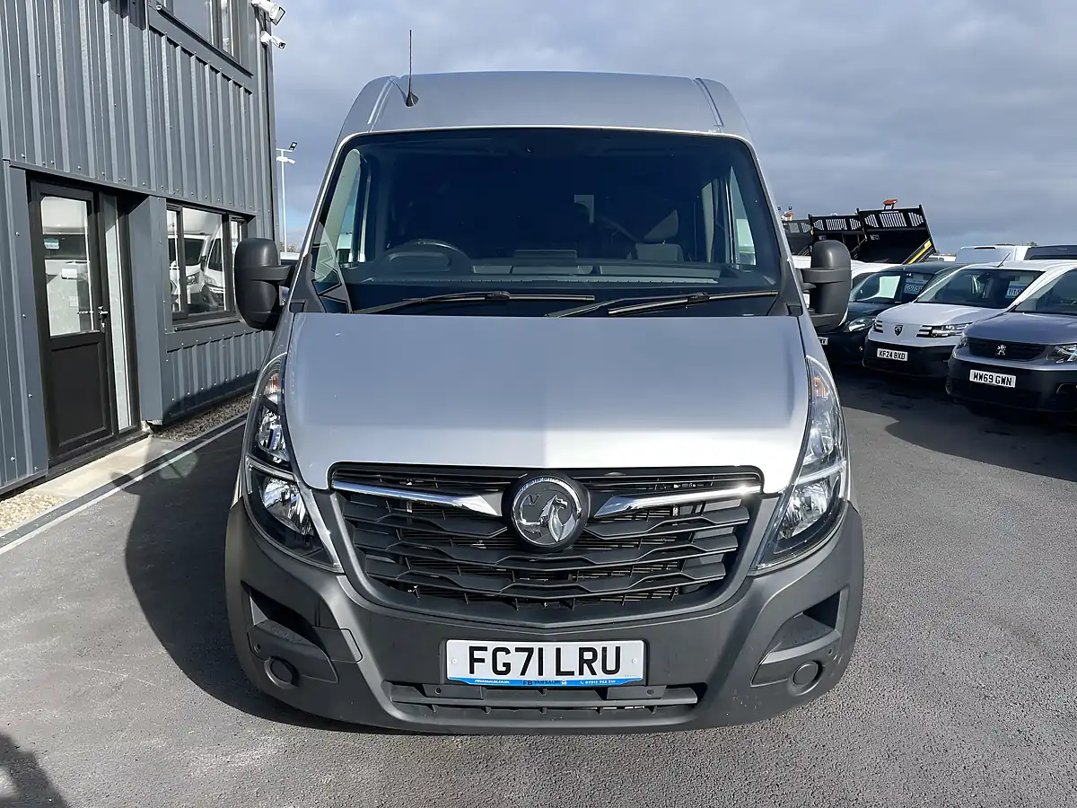 Used 2021 Vauxhall Movano F3500 Workshop Van Silver - Interior and Exterior details 3