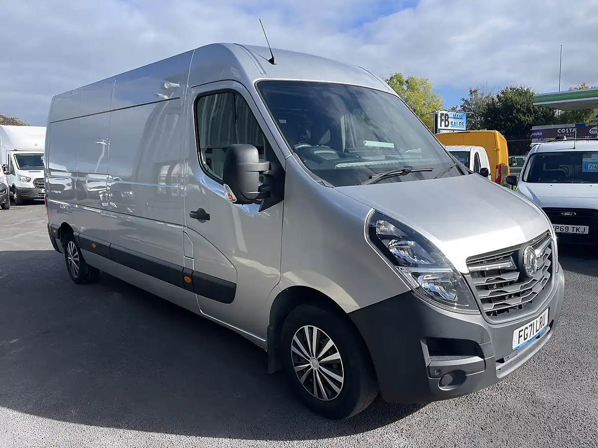 Used 2021 Vauxhall Movano F3500 Workshop Van Silver - Interior and Exterior details 4