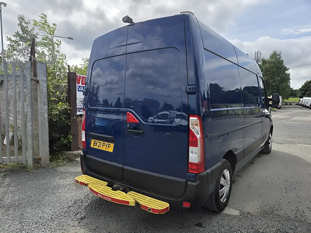 Used 2021 Vauxhall Movano L2H2 F3500 Blue - Interior and Exterior details 6