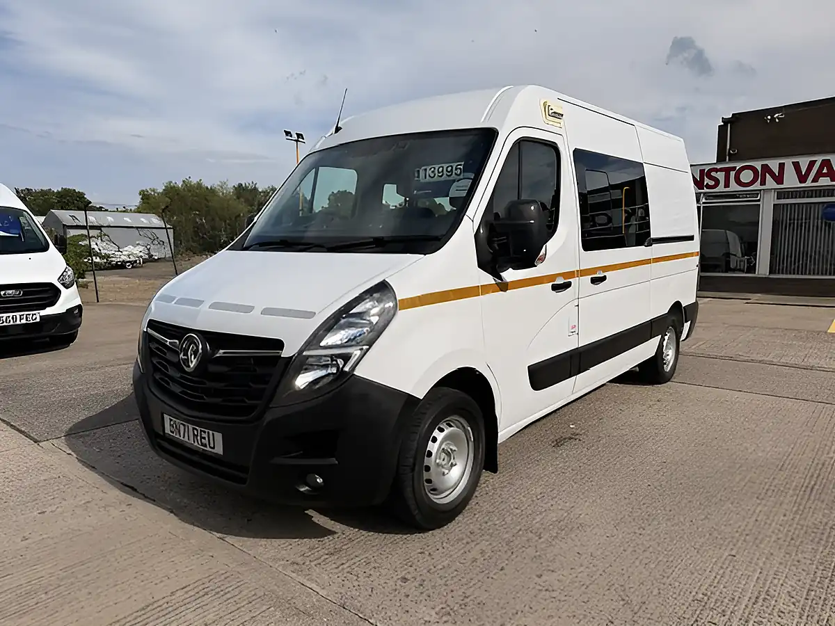 Used 2021 Vauxhall Movano Messing Unit / Welfare Van White - Interior and Exterior details 15