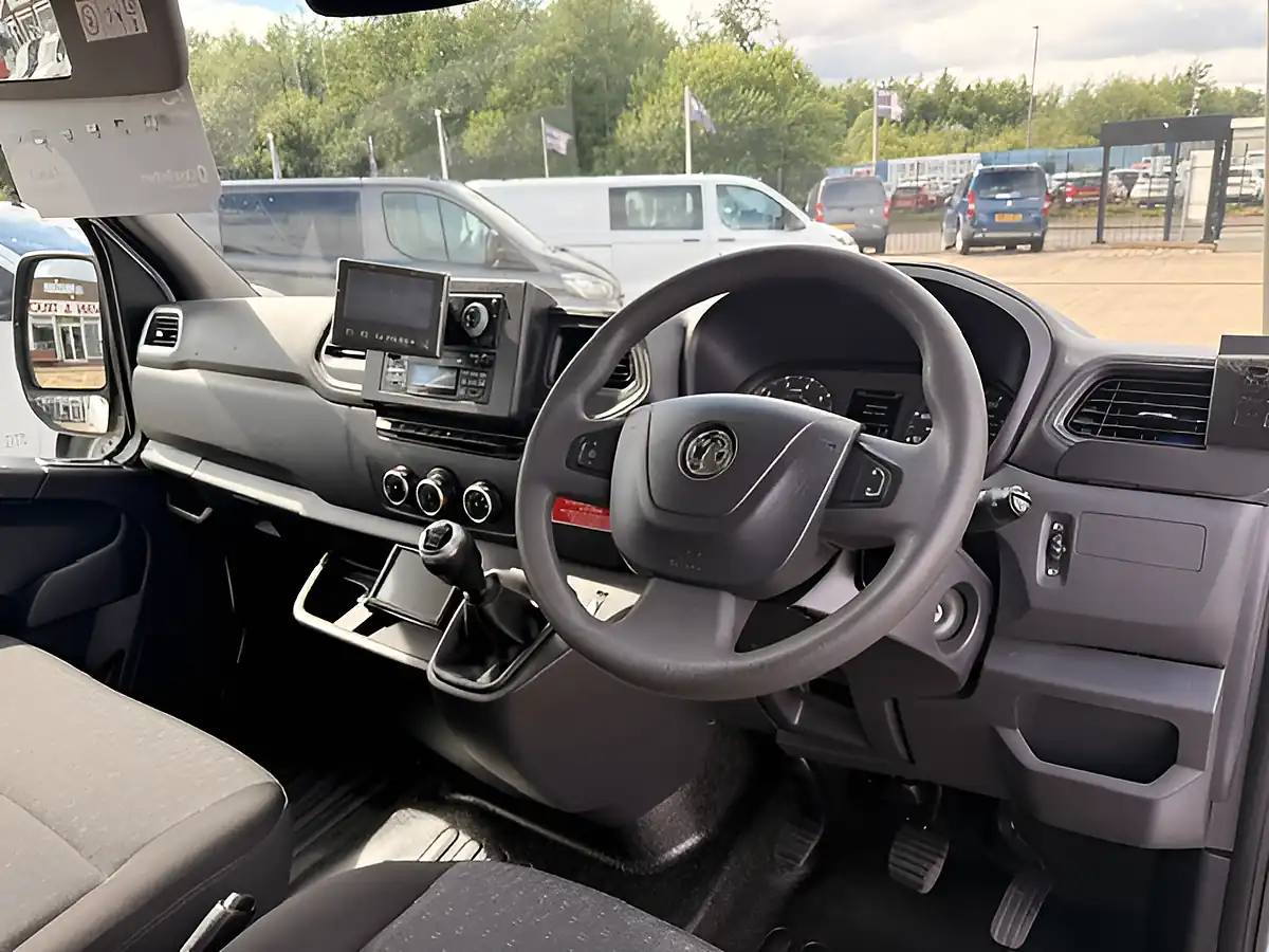 Used 2021 Vauxhall Movano Messing Unit / Welfare Van White - Interior and Exterior details 18