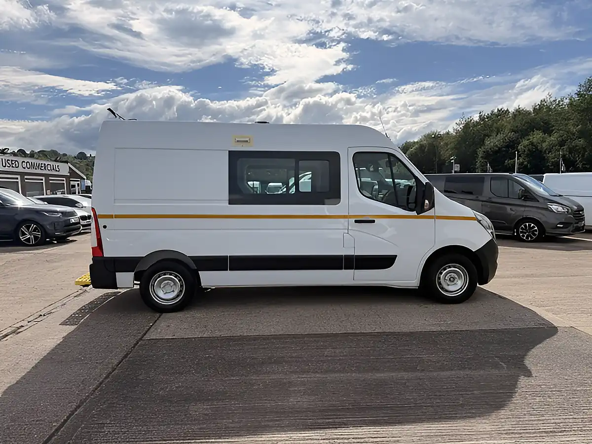 Used 2021 Vauxhall Movano Messing Unit / Welfare Van White - Interior and Exterior details 2