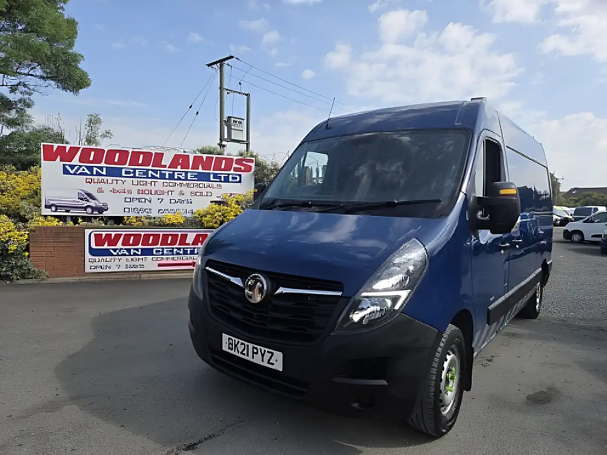Used 2021 Vauxhall Movano Work Van Blue - Interior and Exterior details 3