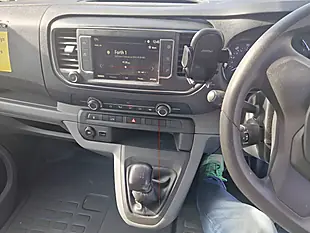 Used 2021 Vauxhall Vivaro 2700 Dynamic H1 White - Interior and Exterior details 14