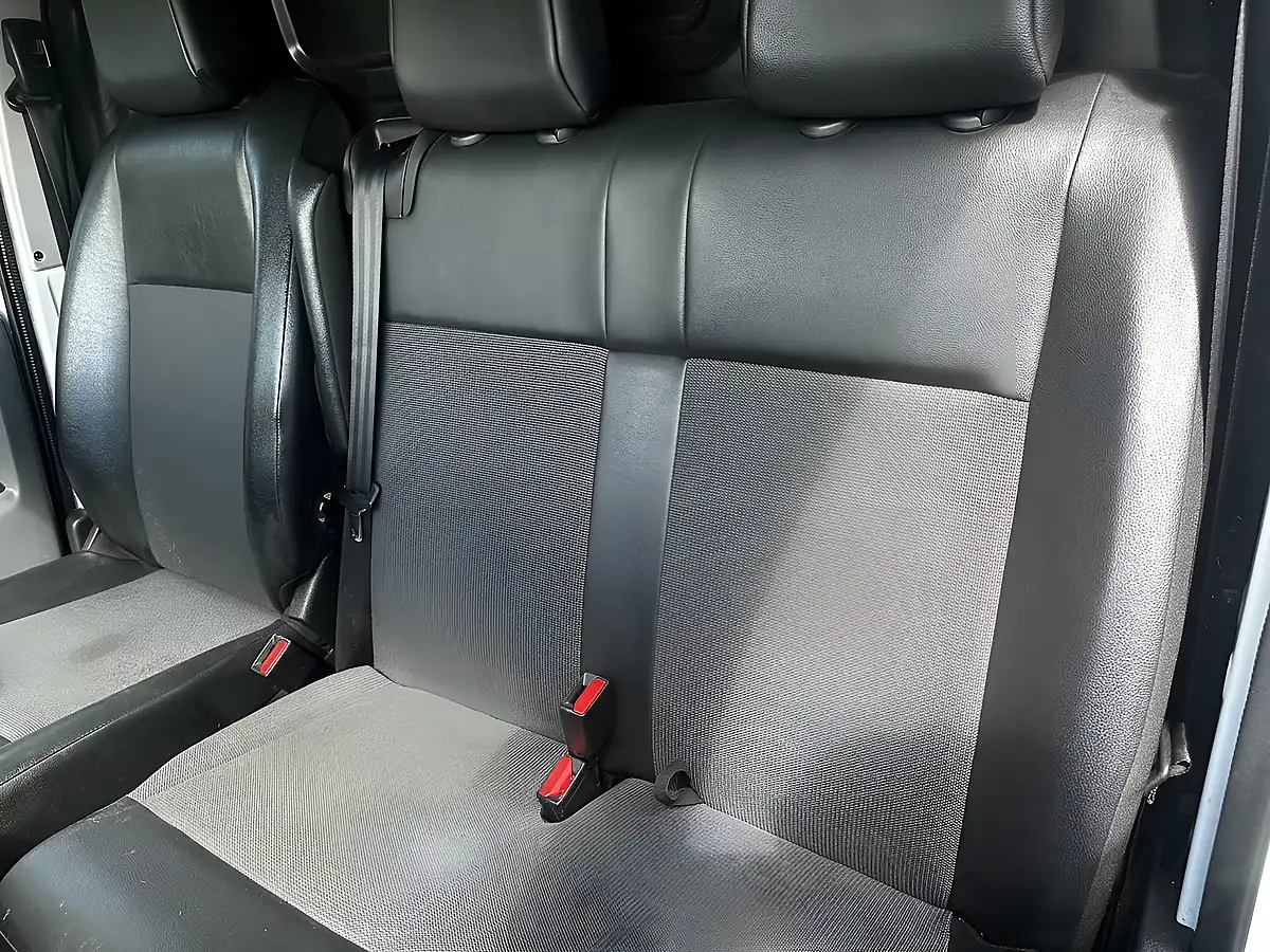 Used 2021 Vauxhall Vivaro 2700 Edition L1H1 White - Interior and Exterior details 12