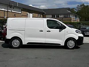 Used 2021 Vauxhall Vivaro 2700 Edition L1H1 White - Interior and Exterior details 8