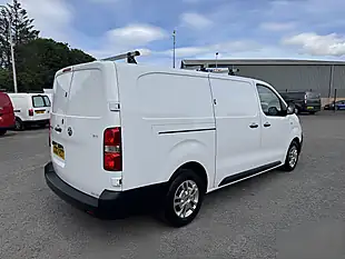 Used 2021 Vauxhall Vivaro 2900 Dynamic L2H1 White - Interior and Exterior details 6