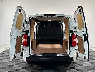 Used 2021 Vauxhall Vivaro 2900 Sportive White - Interior and Exterior details 16