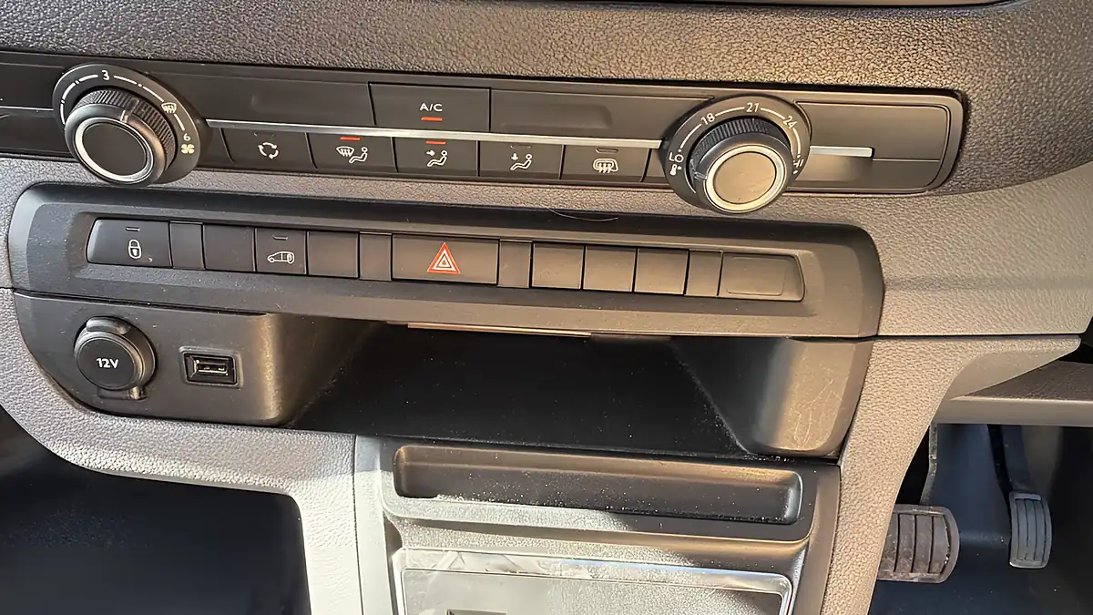 Used 2021 Vauxhall Vivaro Dynamic Grey - Interior and Exterior details 15
