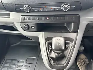 Used 2021 Vauxhall Vivaro Dynamic White - Interior and Exterior details 14