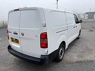 Used 2021 Vauxhall Vivaro Dynamic White - Interior and Exterior details 4