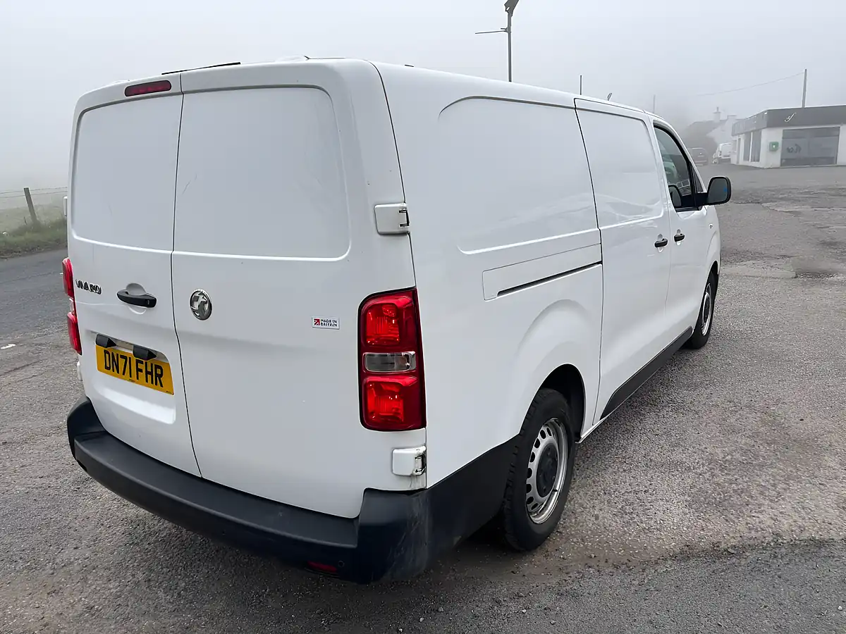 Used 2021 Vauxhall Vivaro Dynamic White - Interior and Exterior details 4
