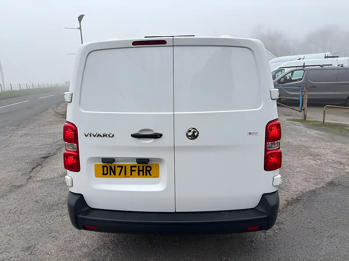 Used 2021 Vauxhall Vivaro Dynamic White - Interior and Exterior details 5