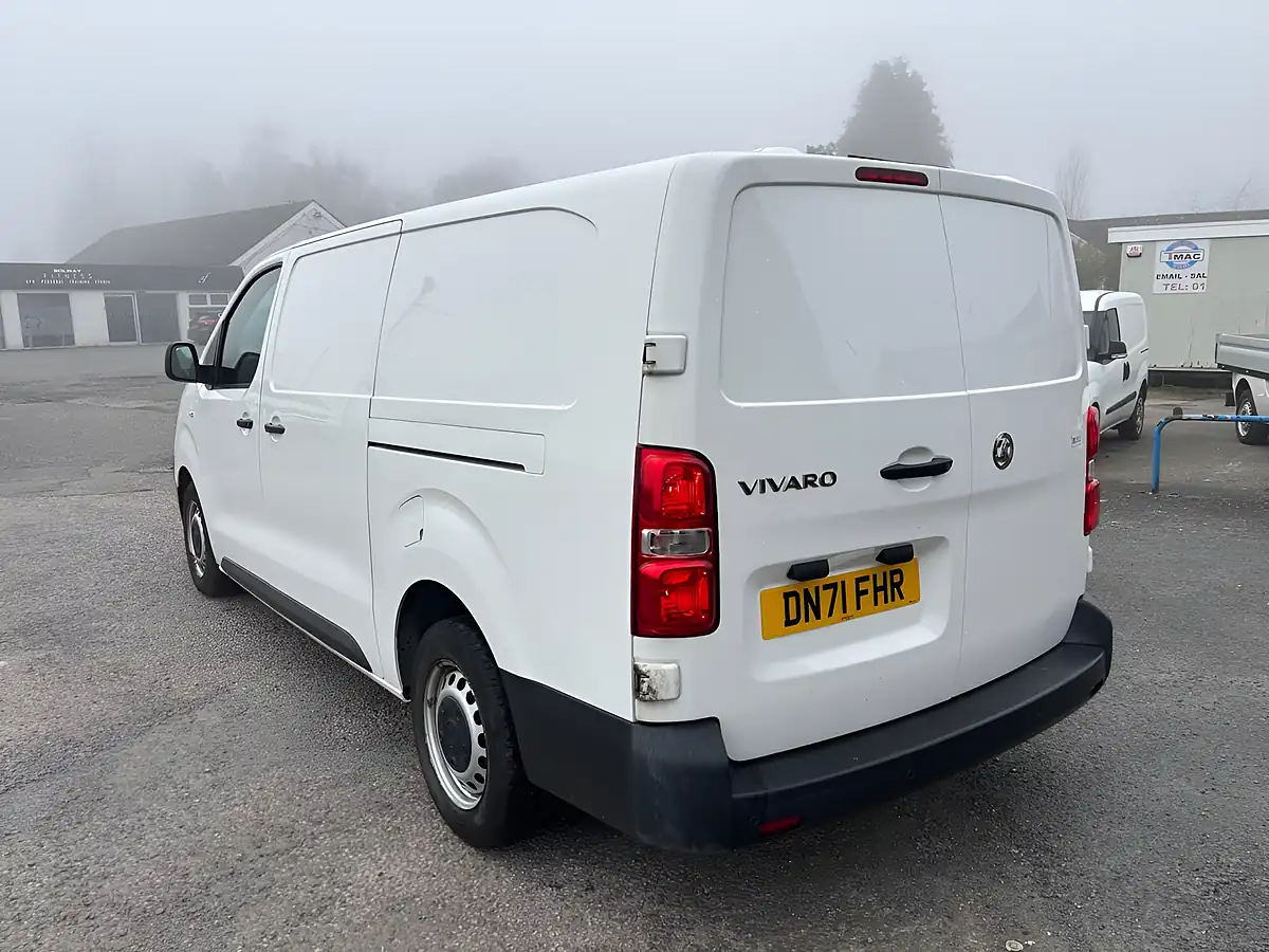 Used 2021 Vauxhall Vivaro Dynamic White - Interior and Exterior details 6