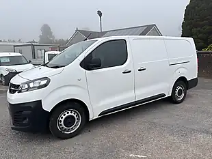Used 2021 Vauxhall Vivaro Dynamic White - Interior and Exterior details 8