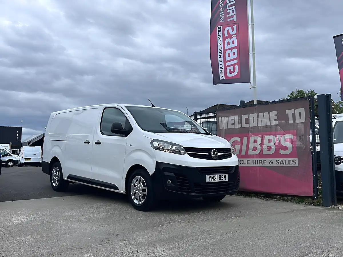 Used 2021 Vauxhall Vivaro Dynamic White - Front View