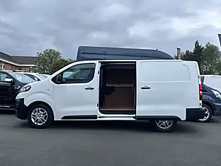 Used 2021 Vauxhall Vivaro Dynamic White - Interior and Exterior details 13