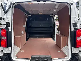 Used 2021 Vauxhall Vivaro Dynamic White - Interior and Exterior details 16