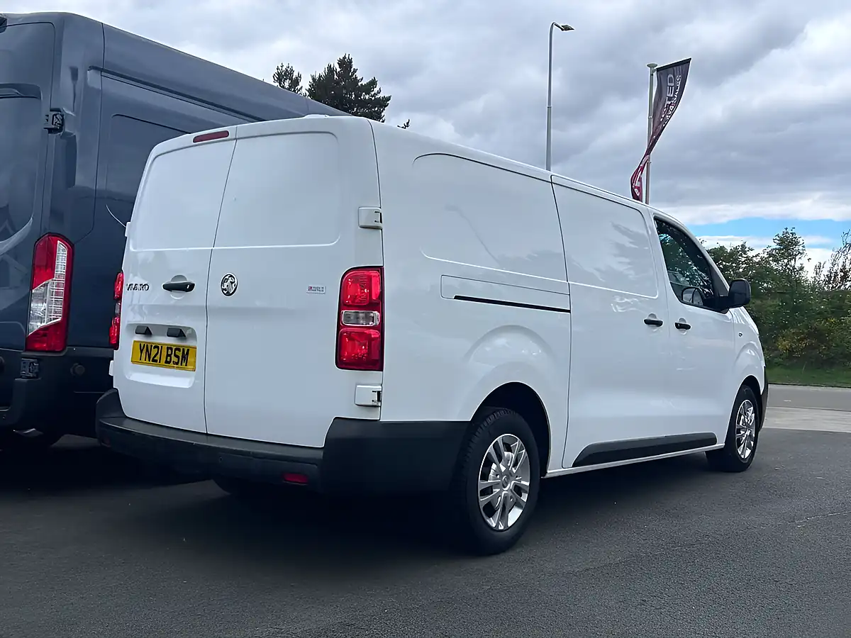 Used 2021 Vauxhall Vivaro Dynamic White - Interior and Exterior details 3