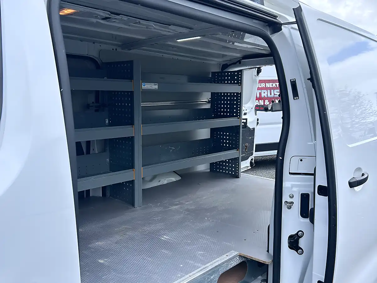 Used 2021 Vauxhall Vivaro Dynamic White - Interior and Exterior details 15