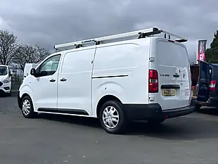 Used 2021 Vauxhall Vivaro Dynamic White - Interior and Exterior details 6