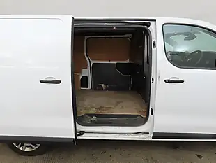 Used 2021 Vauxhall Vivaro Dynamic White - Interior and Exterior details 8