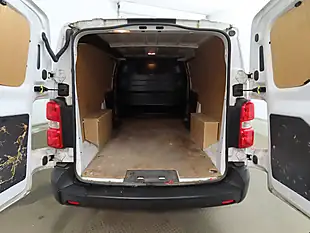 Used 2021 Vauxhall Vivaro Dynamic White - Interior and Exterior details 9