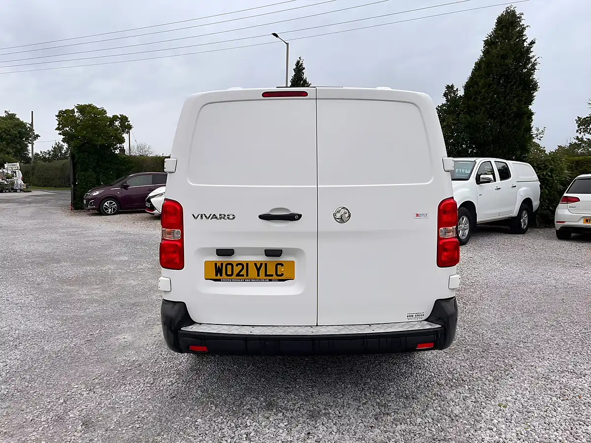 Used 2021 Vauxhall Vivaro Dynamic White - Interior and Exterior details 10