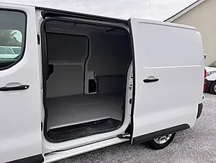 Used 2021 Vauxhall Vivaro Dynamic White - Interior and Exterior details 15