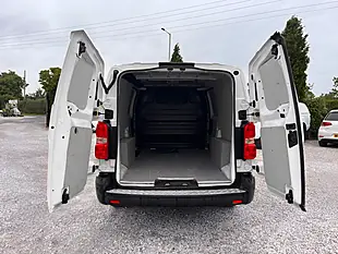 Used 2021 Vauxhall Vivaro Dynamic White - Interior and Exterior details 16
