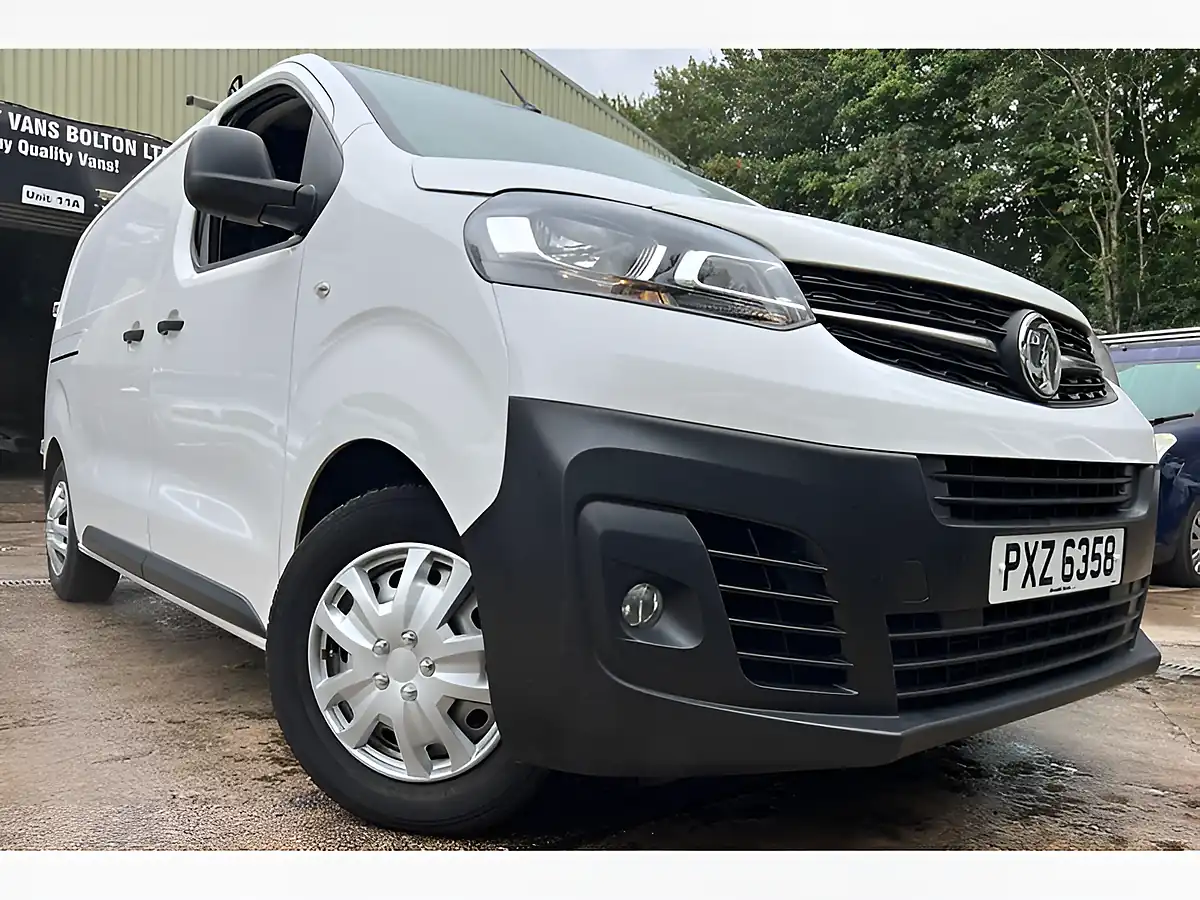 Used 2021 Vauxhall Vivaro Dynamic White - Interior and Exterior details 3