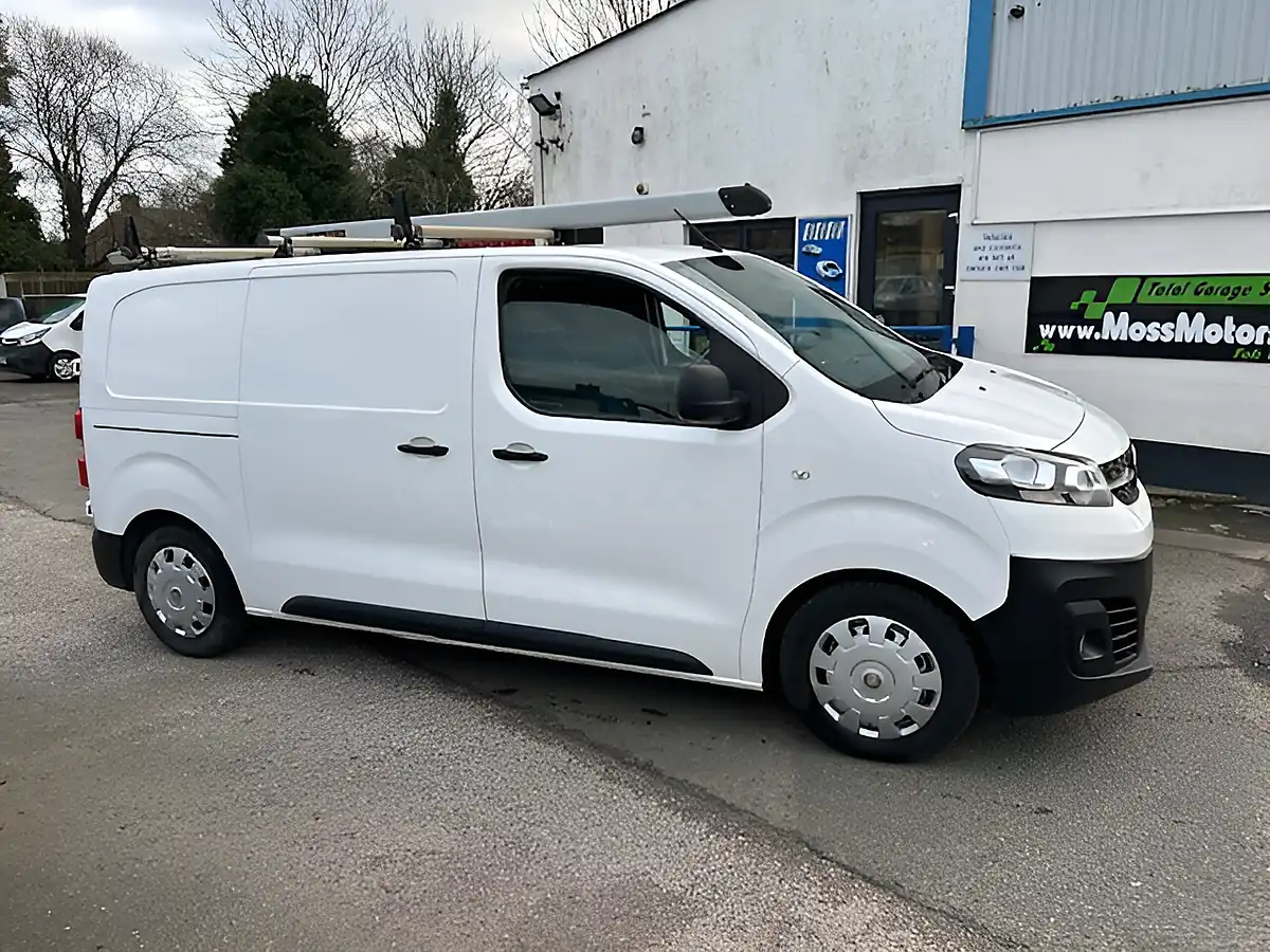 Used 2021 Vauxhall Vivaro Dynamic White - Interior and Exterior details 10
