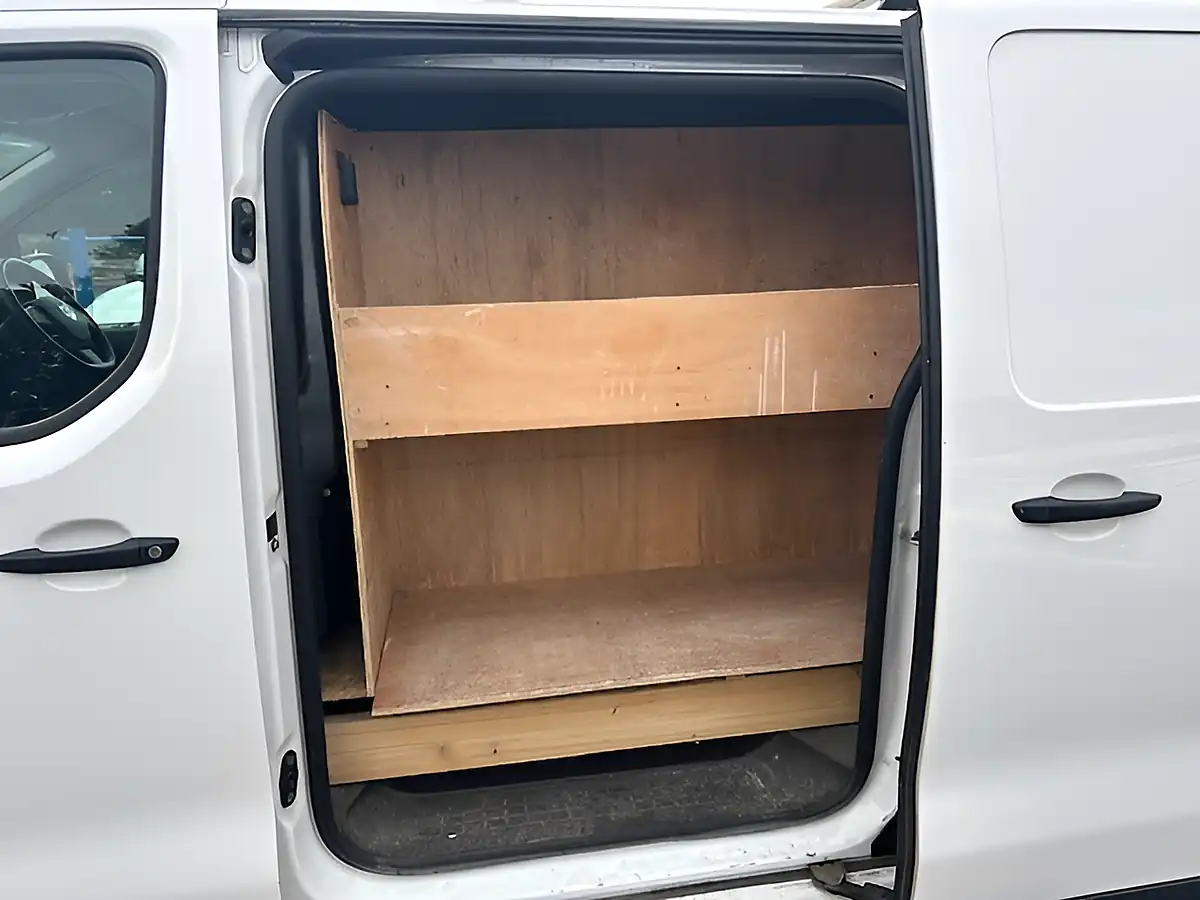 Used 2021 Vauxhall Vivaro Dynamic White - Interior and Exterior details 7