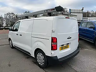 Used 2021 Vauxhall Vivaro Dynamic White - Interior and Exterior details 9