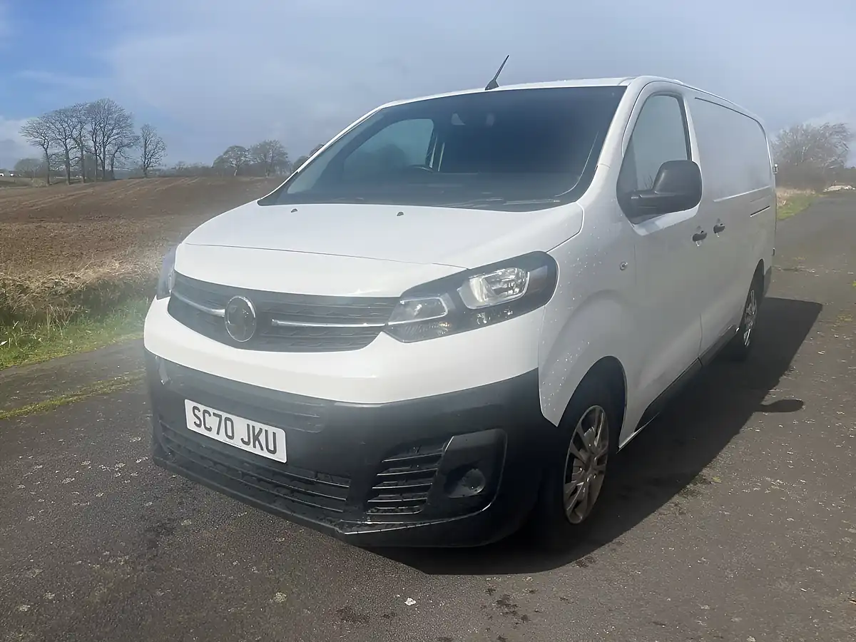 Used 2021 Vauxhall Vivaro Dynamic White - Interior and Exterior details 3