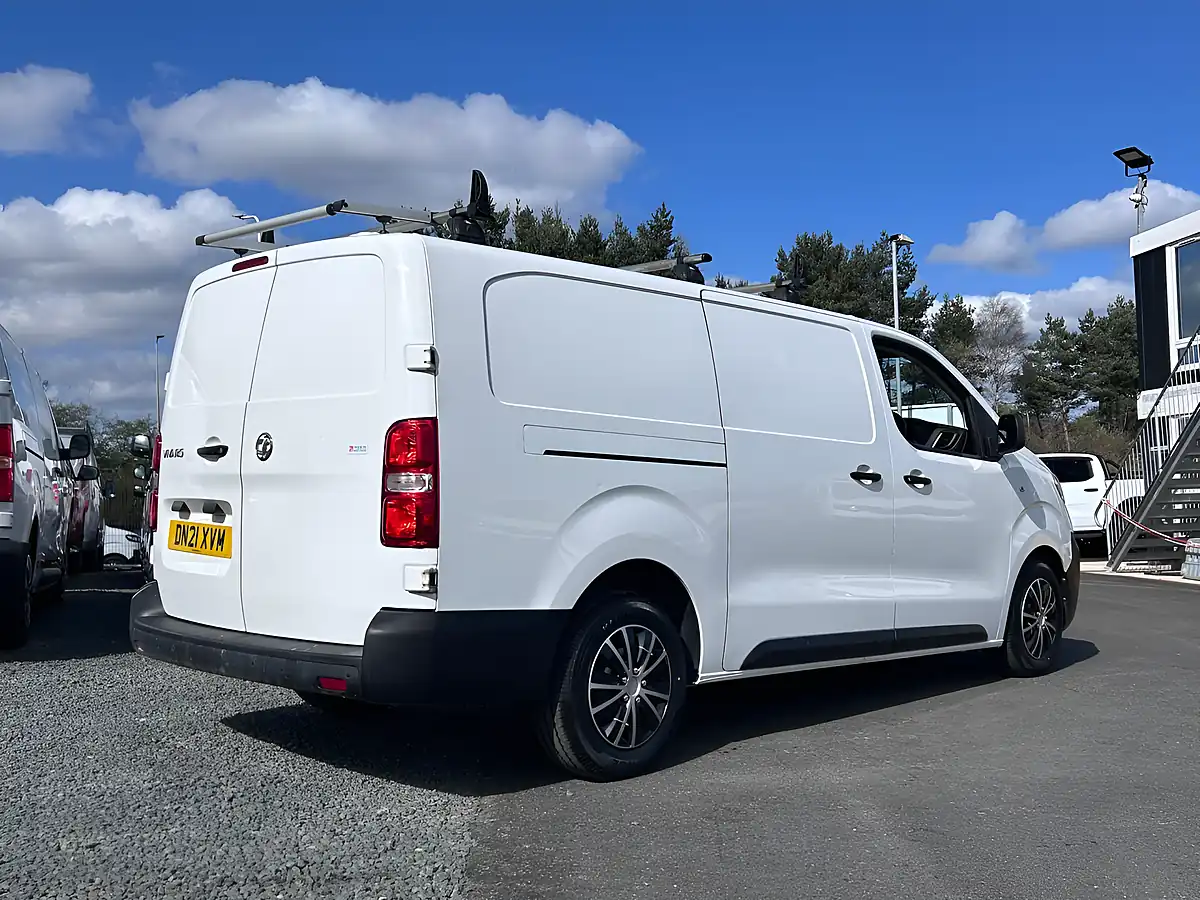 Used 2021 Vauxhall Vivaro Dynamic White - Interior and Exterior details 4