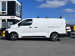 Used 2021 Vauxhall Vivaro Dynamic White - Interior and Exterior details 7