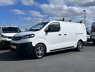 Used 2021 Vauxhall Vivaro Dynamic White - Interior and Exterior details 8