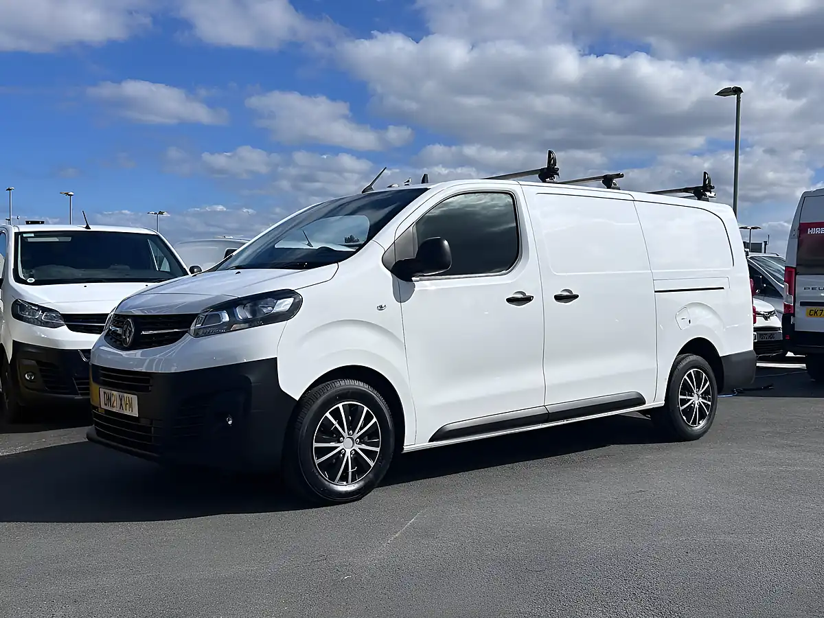Used 2021 Vauxhall Vivaro Dynamic White - Interior and Exterior details 8
